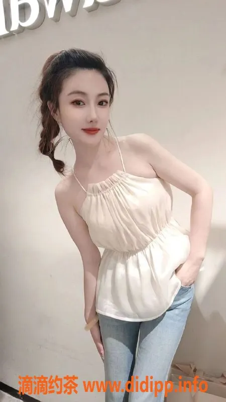 武汉楼凤-洪山区雯雯，26岁168cm极品气质御姐，500元/次