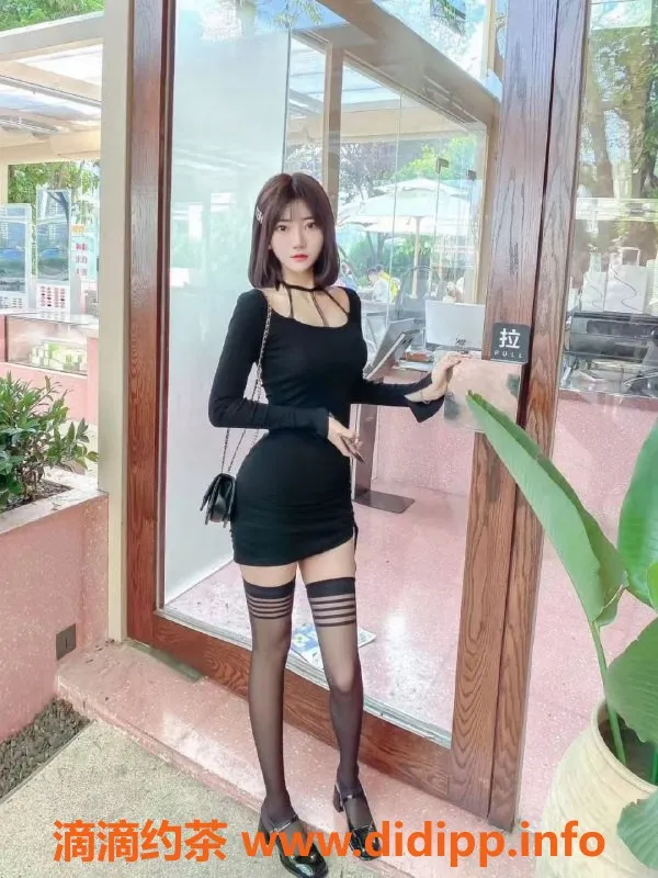 北京楼凤-湖北晨璐 24岁 170高颜值妹子 服务一流