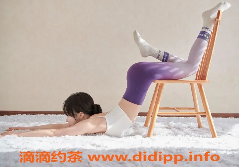 北京楼凤-重庆安佳慧，25岁34C魔鬼身材，夜场热情