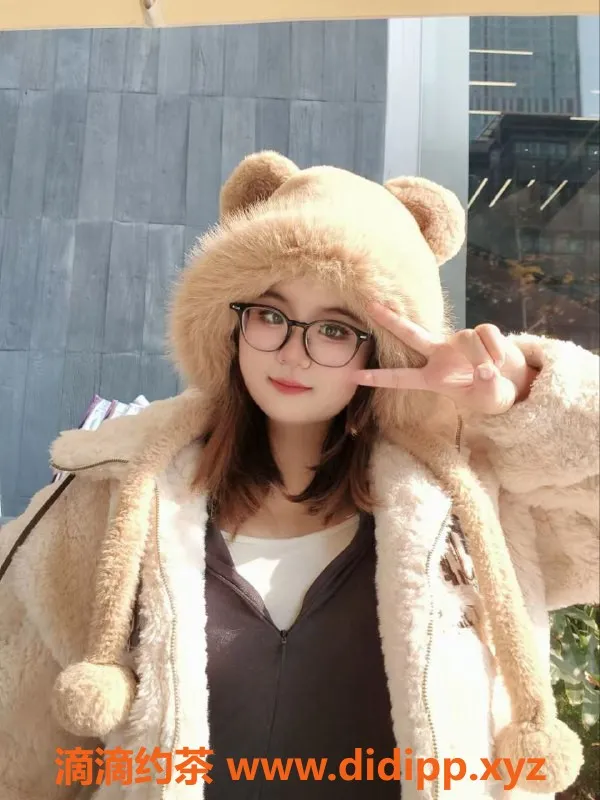 深圳楼凤-深圳福田符梨，激情全方位服务，价格800起