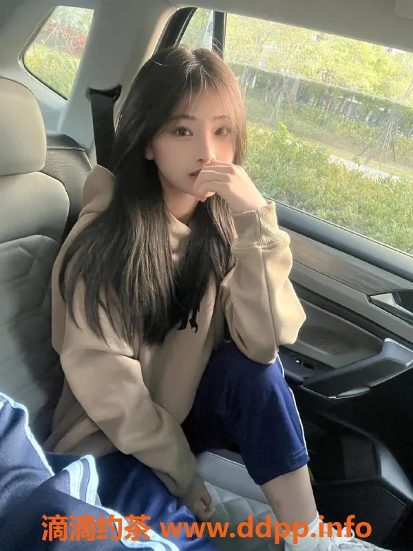 福州楼凤-福州米拉酱，166高挑学妹初海，期待您的联系！