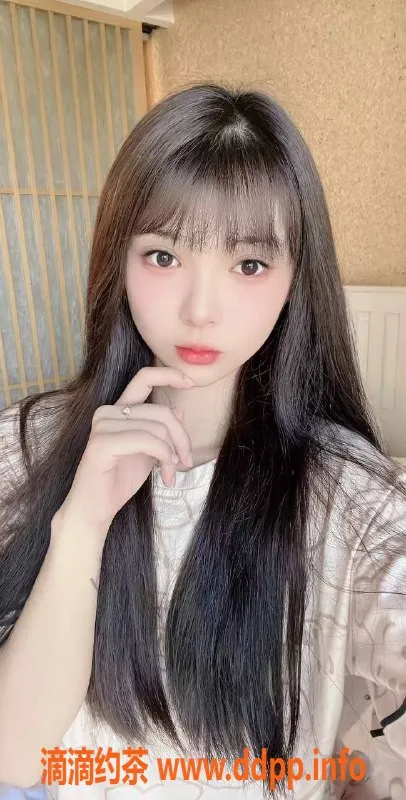 杭州楼凤-小可172cm雪白肌肤，45kg甜美陪浴服务