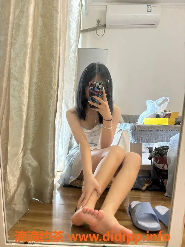 武汉楼凤资源信息,汉阳区18岁橙橙，小🍊亲密服务，超划算！