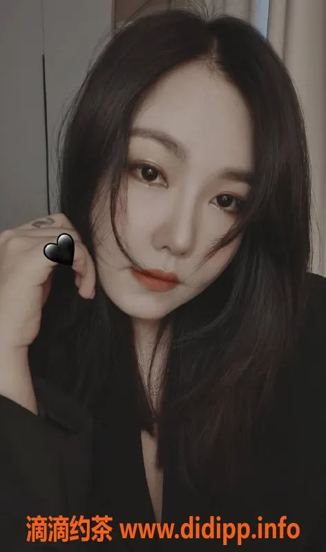 广州楼凤-广州董小姐，年轻美丽，期待你的私聊