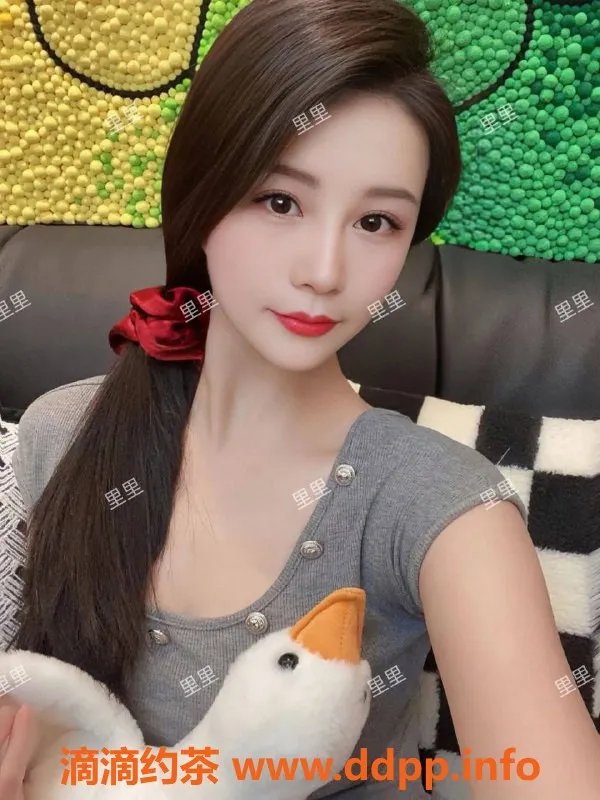 广州楼凤-广州天河里里，水中箫陪浴，1000元起