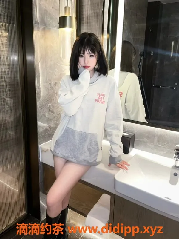 福州楼凤-仓山万达幼师萝莉，165高、96体，温柔服务好