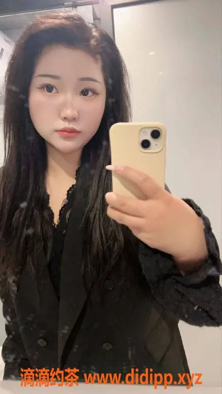 广州楼凤-广佛娜娜，600元鸳鸯浴，服务佳！