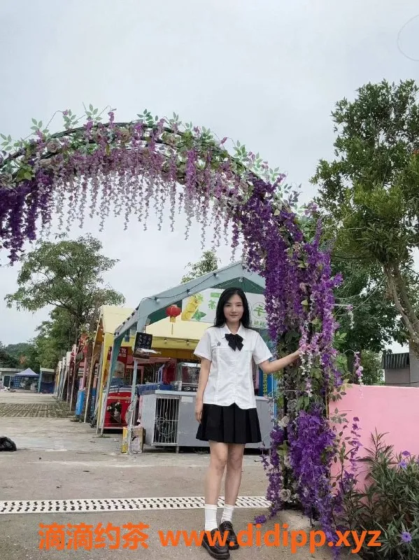 深圳楼凤-光明 157cm 44kg 34B 外出服务 课费1000起