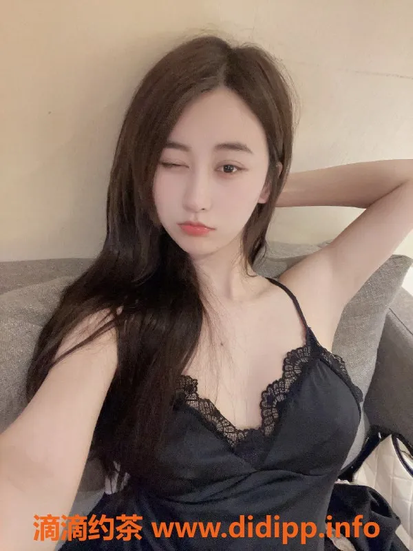 上海楼凤-徐汇米奇baby，肤白颜值高，1298元超值体验