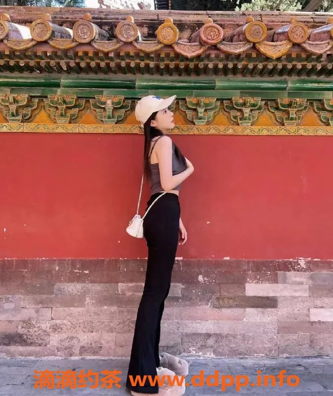 上海楼凤资源信息,普陀嫩妹姿姿，164CM，45KG，1400元起