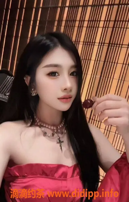 广州楼凤-广州天河景甜，1300元水中箫服务体验