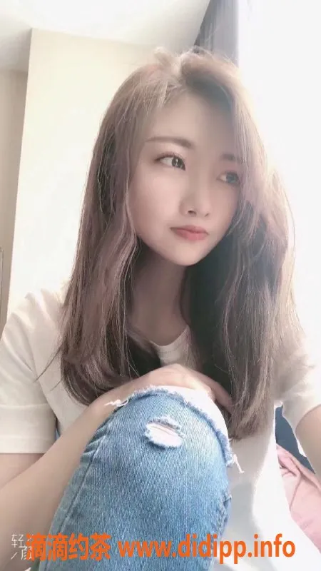 北京楼凤-四川小家碧玉，164cm、100斤、36C 热情服务