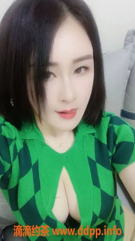 北京楼凤-丰台蕊蕊阿姨，163cm超大36D，500元一轮服务！