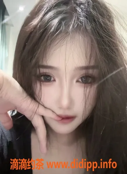 上海楼凤-徐汇孙珍妮，172CM长腿美女，1400起