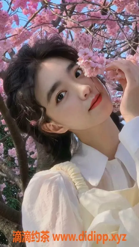 长沙楼凤-雨花区嫩妹琪，19岁165cm，服务700/p