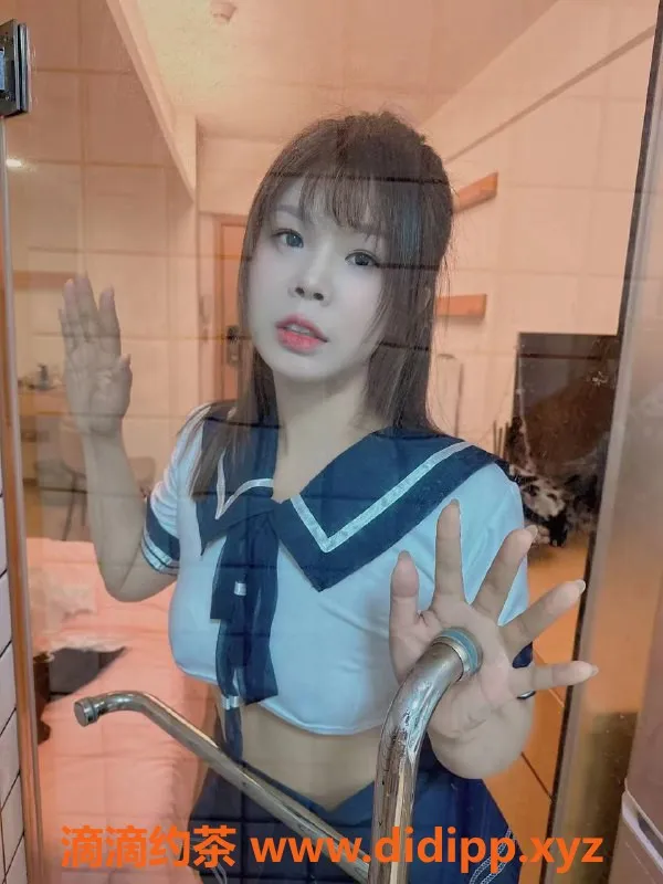 深圳楼凤资源信息,罗湖26岁美女，身高163，C罩杯，环保课仅500p