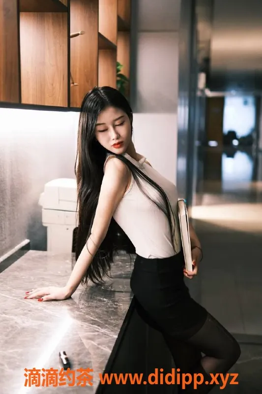 广州楼凤资源信息,广佛晴晴，10P御姐服务，尽享舌吻与白虎魅力