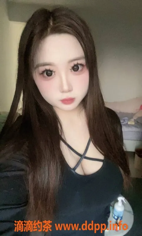 广州楼凤-天河学妹小乔，童颜巨乳，热情服务