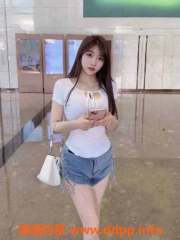 深圳楼凤-南山23岁秘技小姐，163cm 47kg 价格1300起