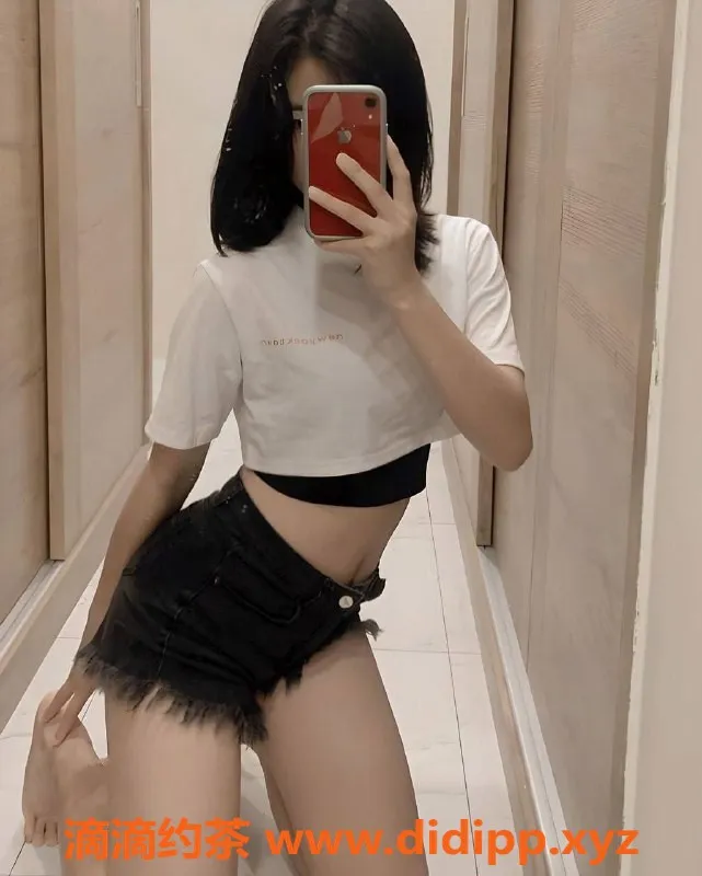 上海楼凤-闵行蓉宝儿，165身高C罩杯，5元起服务