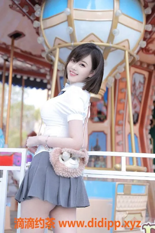 北京楼凤-乐小❤️ 168CM/47kg/2000元 超嫩可爱新人