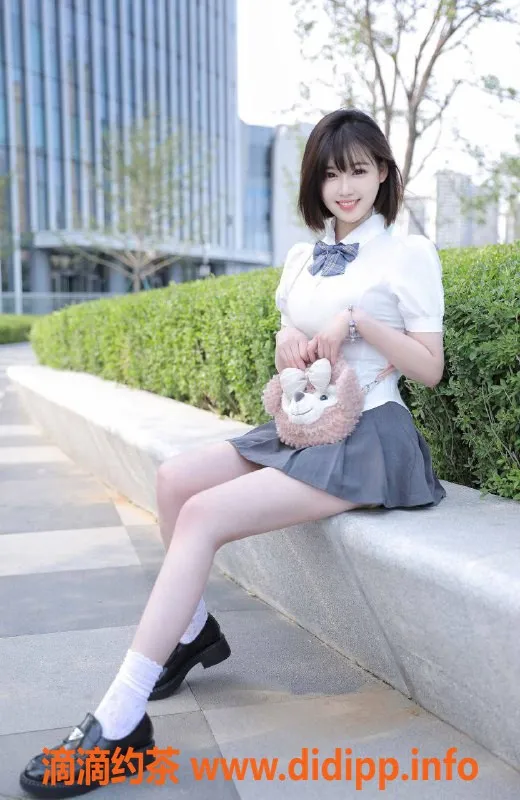 北京楼凤资源信息,乐小❤️ 168CM/47kg/2000元 超嫩可爱新人