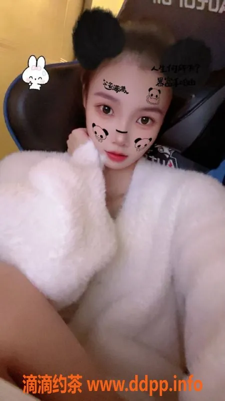 广州楼凤-广州天河霜儿，500元胸推鸳鸯浴体验