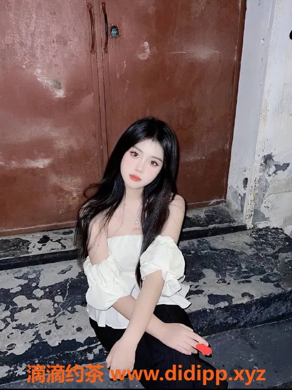 广州楼凤资源信息,佛山瑶瑶，800元69式，1500元鸳鸯浴体验！