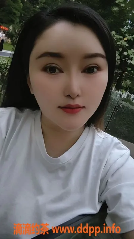 成都楼凤资源信息,青羊区美美，4p优惠随叫随到！