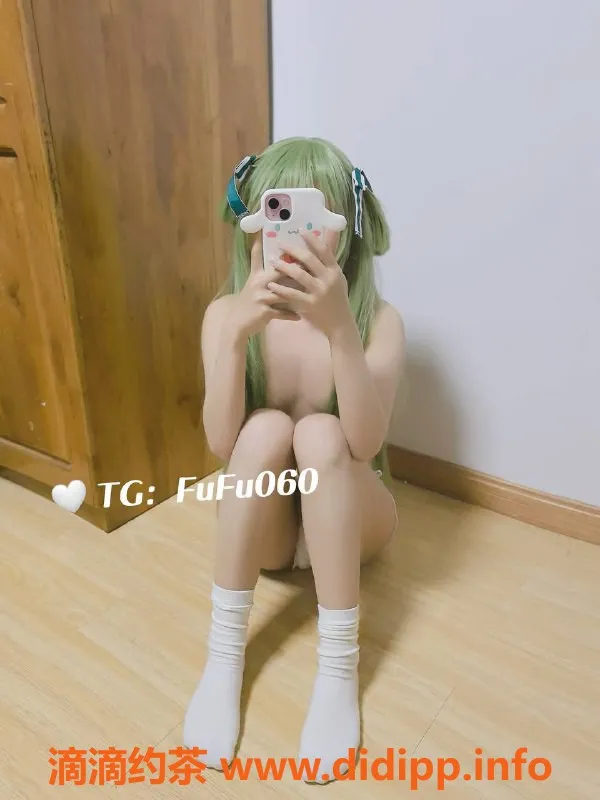 广州楼凤-广州海珠芙芙，洛丽塔风格，1000p超值体验