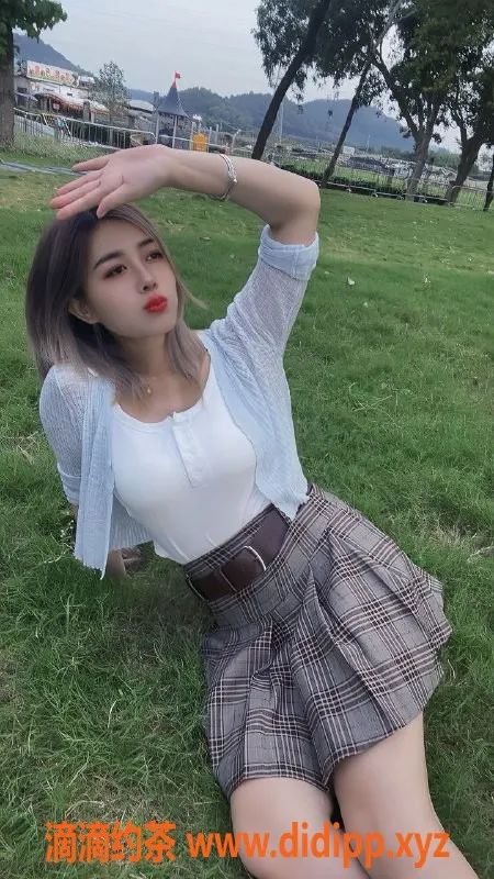 深圳楼凤-宝安晓晓，168大长腿纯天然38D，服务超赞