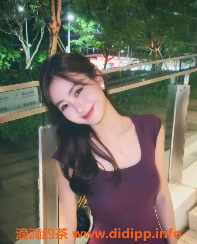 深圳楼凤-福田私约，168身高36D性感尤物等你体验