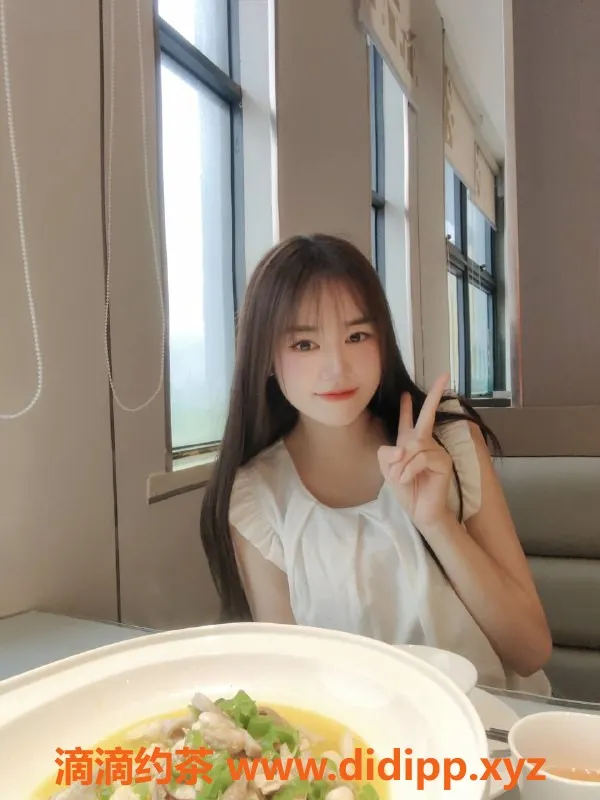 深圳楼凤-龙岗坂田小太阳，身高158cm，26岁，热情服务