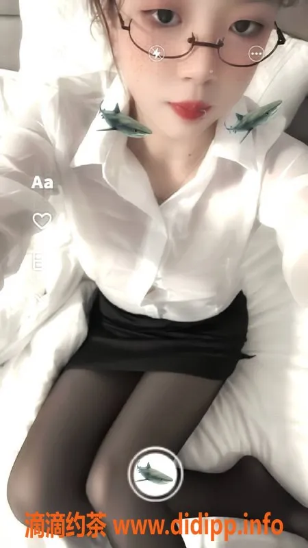 广州楼凤-黄埔小冰冰，服务优质只需600元