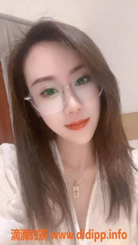 广州楼凤-广州海珠区沐沐，茶费500，视频认证
