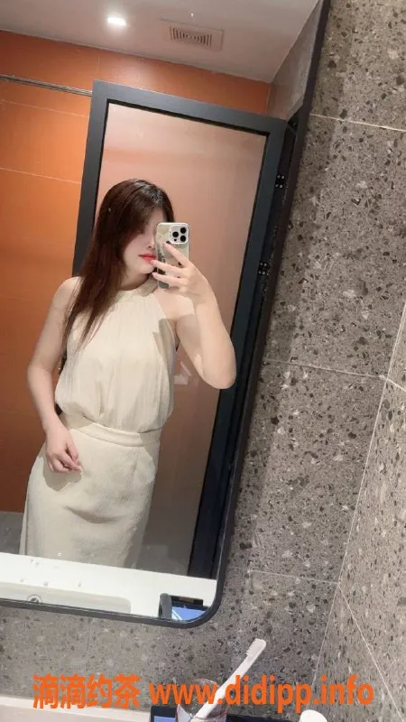 深圳楼凤资源信息,坂田，24岁，172cm，36C，服务热情，仅需500p起