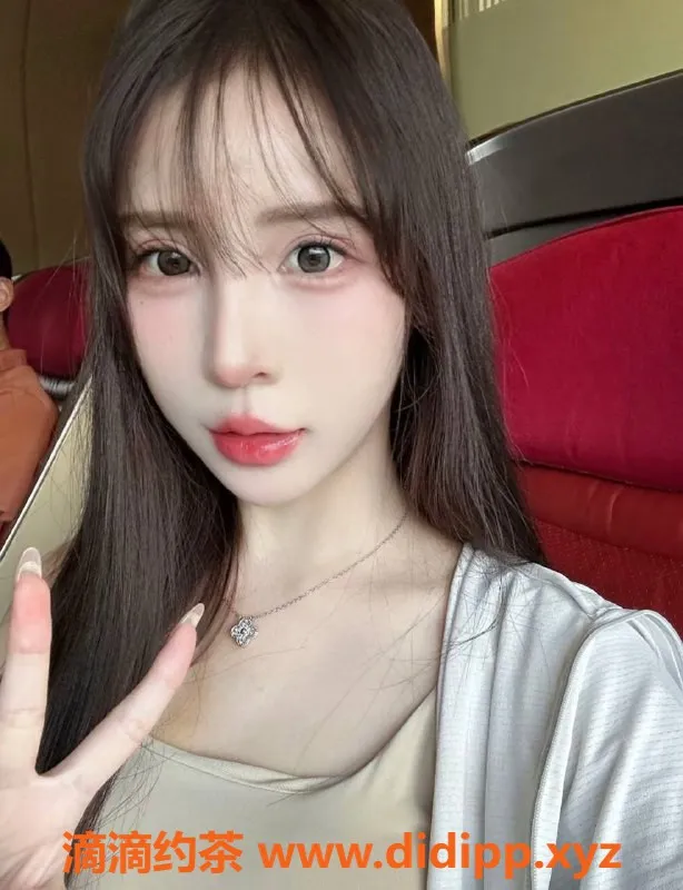 深圳楼凤-福田私约21岁小C纯天然姐妹，163cm 41斤