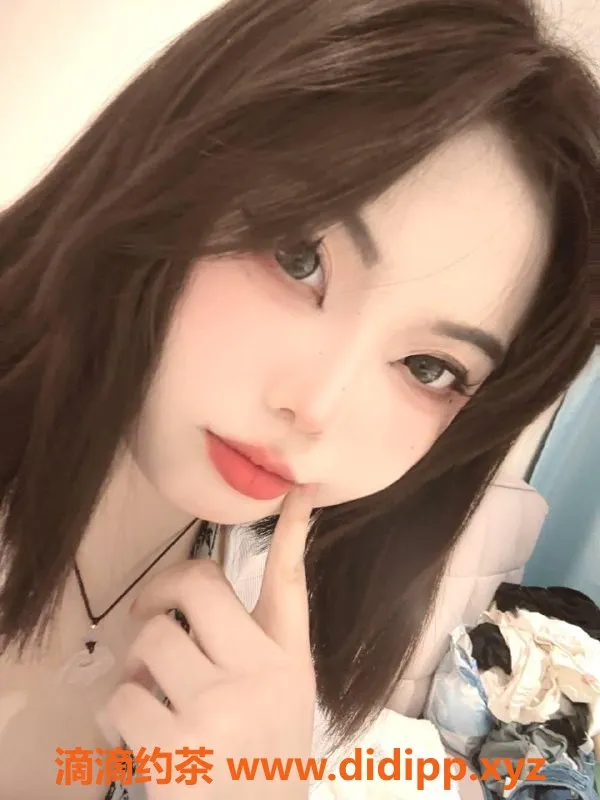 长沙楼凤-开福区嫩妹莹莹，20岁165cm，50kg，6p特惠！