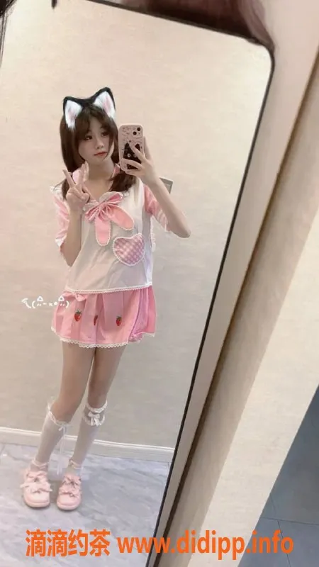 杭州楼凤-萧山区童童，身材苗条，价格实惠