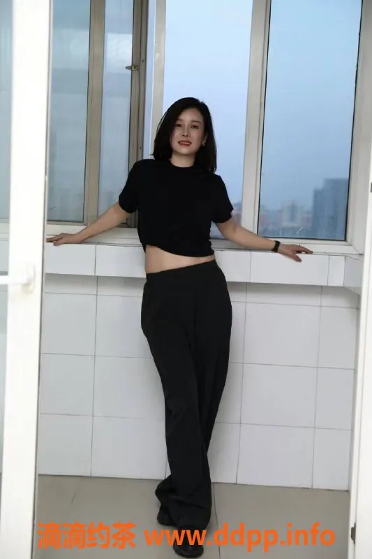 北京楼凤-湘妹子楚楚 30岁御姐 165身高 500元一炮