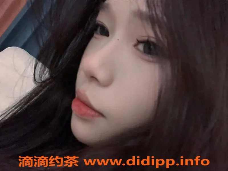 深圳楼凤-福田18岁可爱学妹，165cm，45kg，800元体验