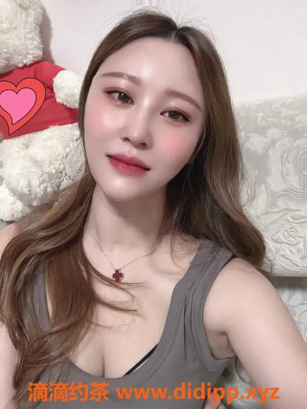 深圳楼凤-宝安温柔气质小梦，收费500元，45分钟服务