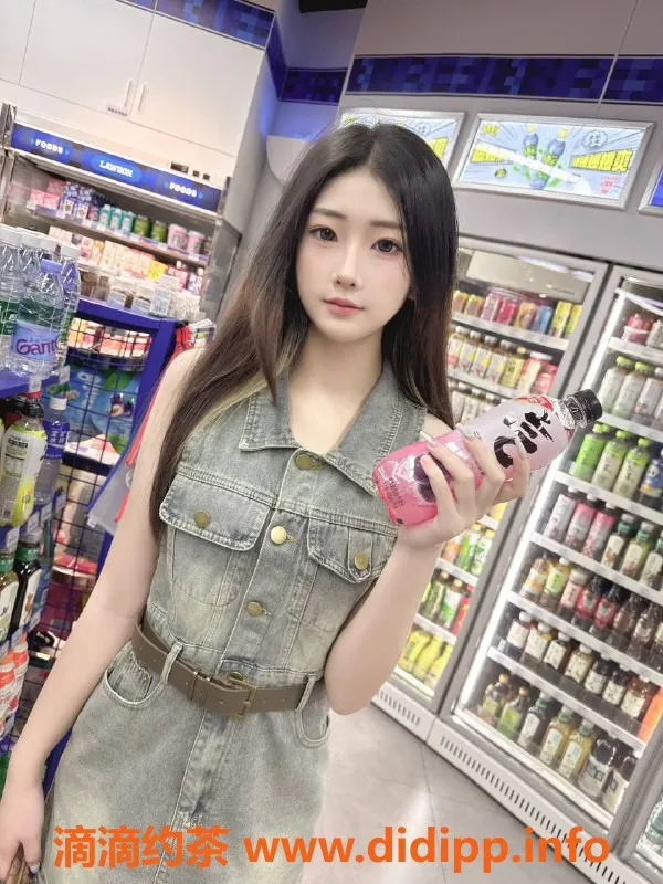 广州楼凤-天河区嫩妹泡沫，超热情服务，课费1000p起