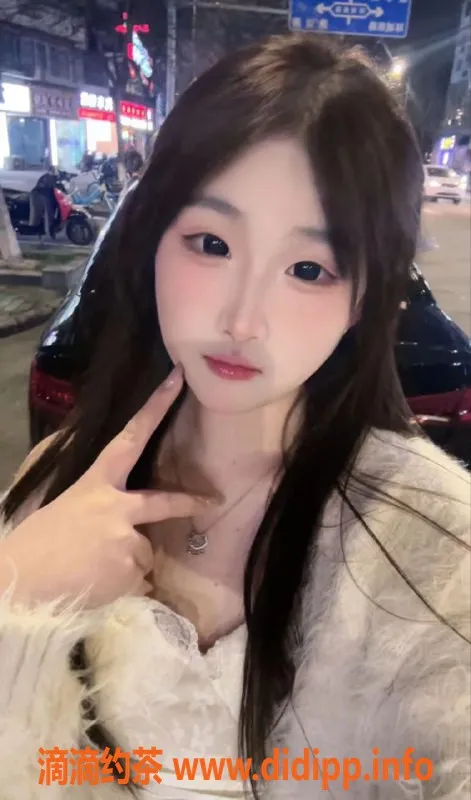 北京楼凤-丰台区18岁小雅，168cm可爱萝莉，真诚服务