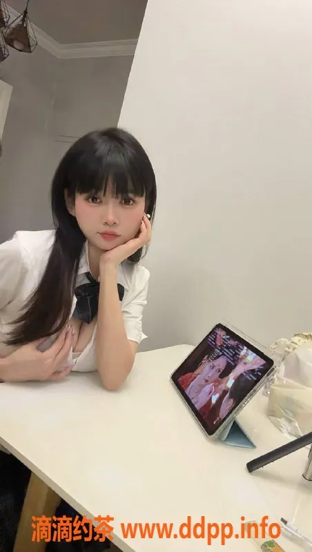 广州楼凤资源信息,广州天河岁岁，900元起，舌吻COS鸳鸯浴