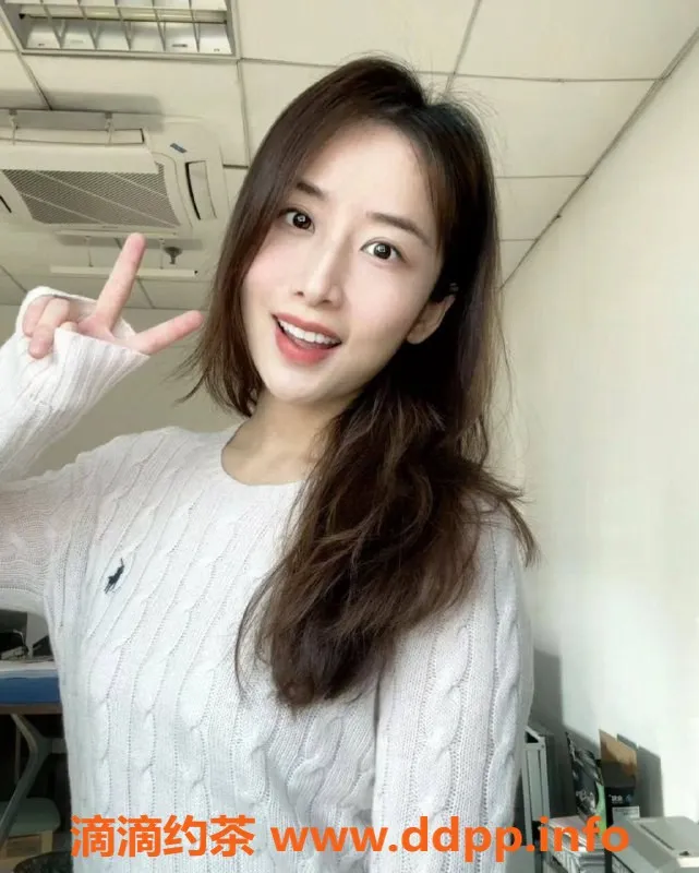 北京楼凤-东五环极品云朵老师，身材诱惑，服务一流