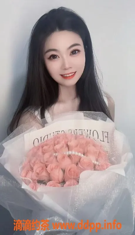 深圳楼凤-宝安中心云云26岁 43kg胸围36C送女友般服务
