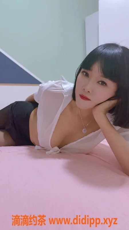 成都楼凤-成华区温柔少妇轩儿，顶级服务5p起