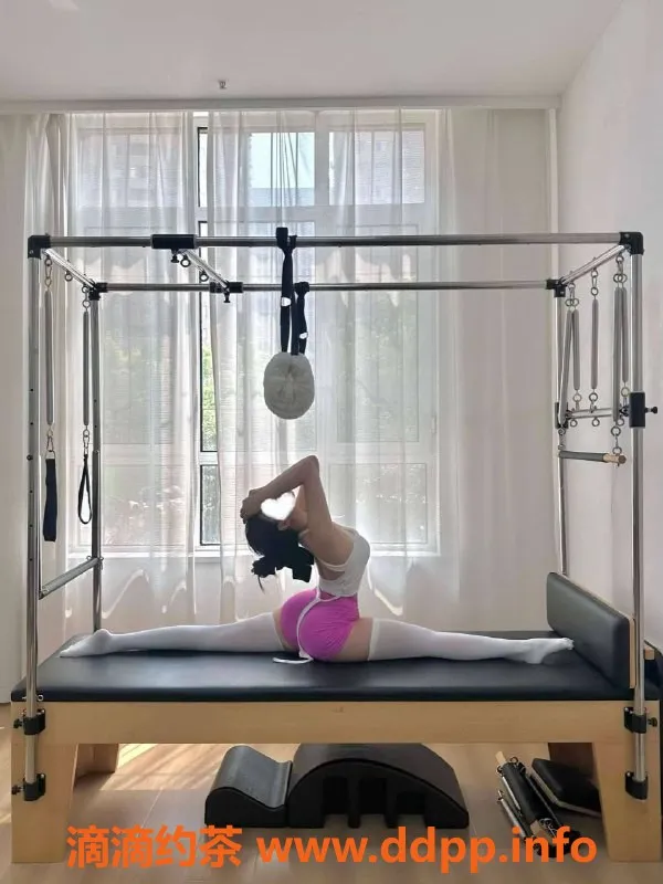 北京楼凤-丰台健身达人4号，168-106-24，蜜桃臀，日俄双语服务