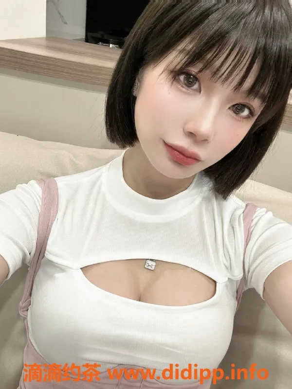 上海楼凤资源信息,黄浦艺名梓瑜，168cm，45kg，课费1300p起